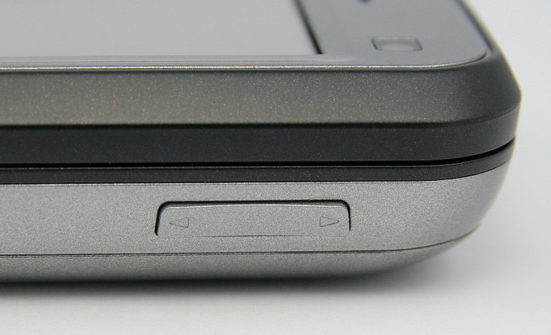 Toshiba Portege G900. Кнопки регулировки громкости